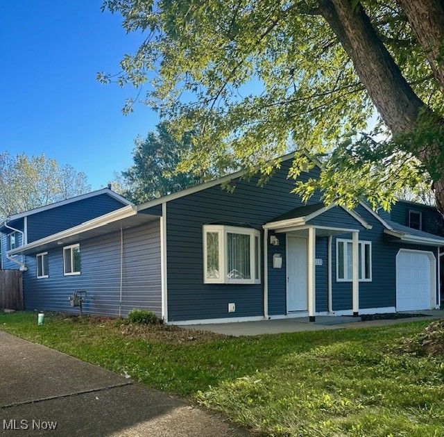 Randall St, Lorain, OH 44052