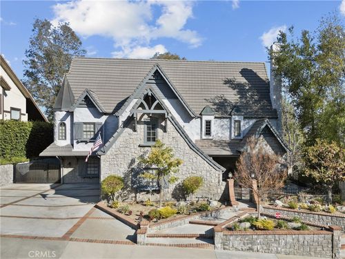 24537 Peachland Ave, Newhall, CA, 91321-3458 | Card Image