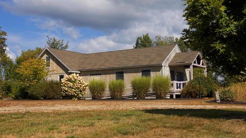 254 King St, Boscawen, NH, 03303-2105 | Card Image