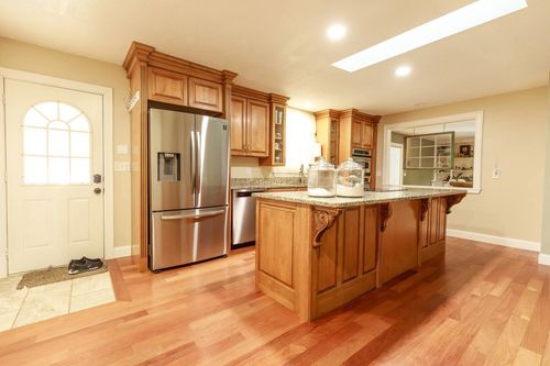 1322 Main St, Dublin, NH, 03444-8229 | Card Image