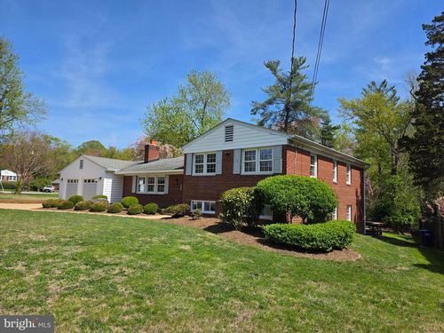 1915 Shannon Ct, ALEXANDRIA, VA, 22306-2727 | Card Image