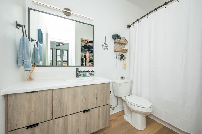 1327 Keosauqua Way, Condo with 2 bedrooms, 3 bathrooms and null parking in Des Moines IA | Image 17