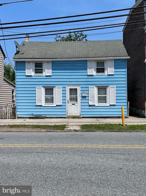 303 Dayton St, PHOENIXVILLE, PA, 19460-3117 | Card Image