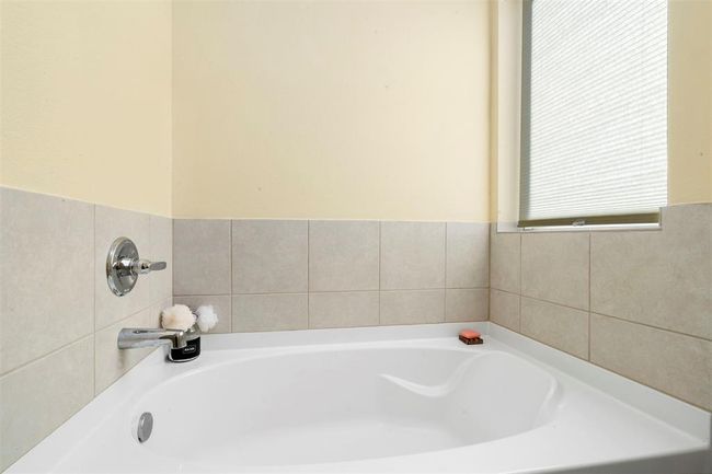 4914 Seaside Sparrow Ln, House other with 3 bedrooms, 2 bathrooms and 2 parking in Baytown TX | Image 26