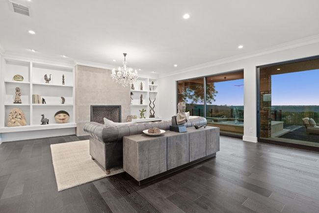 7201 Holly Fern Cv, House other with 3 bedrooms, 3 bathrooms and 6 parking in Austin TX | Image 12