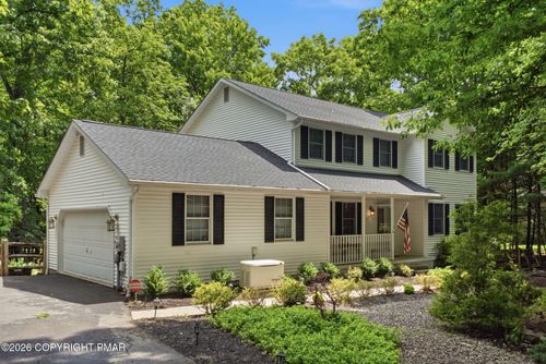 3 Theresa Ln, SAYLORSBURG, PA, 18353-9507 | Card Image