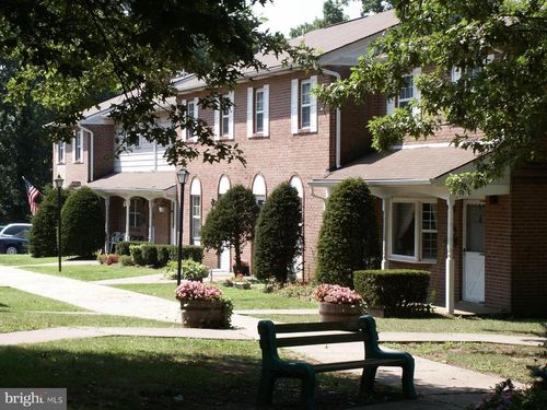 615 Lake Dr, DOUGLASSVILLE, PA, 19518 | Card Image