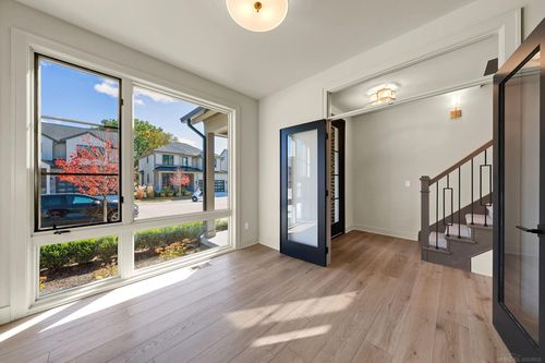 54815 Camden Ct, Utica, MI, 48316-3630 | Card Image