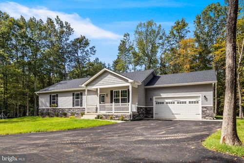 13135 Alyson Pl, CHARLOTTE HALL, MD, 20622-4662 | Card Image