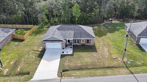 19480 Stewart St, Saucier, MS, 39574-5901 | Card Image
