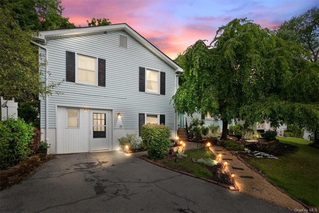 Walnut Ln, Middletown, NY 10940