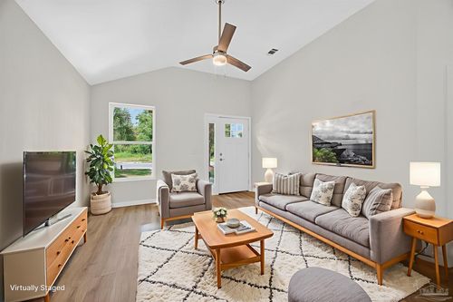 110 E Jordan St, Pensacola, FL, 32503-3748 | Card Image