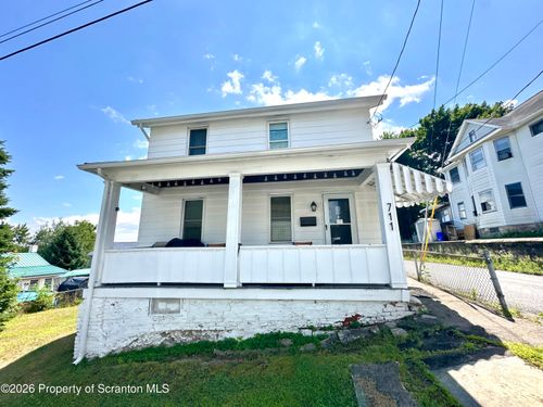 711 S 9th Ave, Scranton, PA, 18504-3543 | Card Image