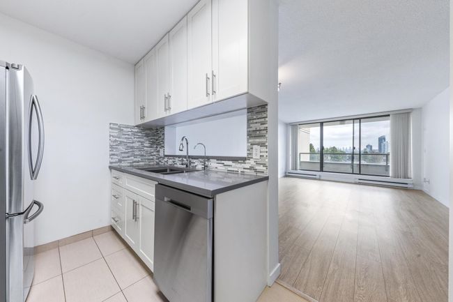 408 - 4160 Albert St, Condo with 1 bedrooms, 1 bathrooms and 1 parking in Burnaby BC | Image 5