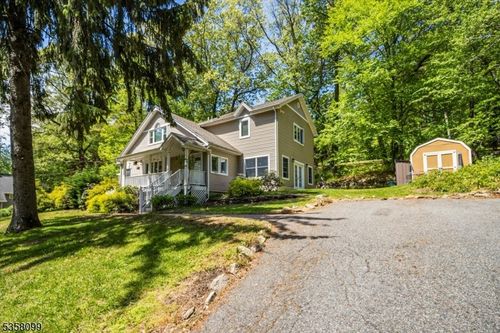 25 Freeman Ave, Denville, NJ, 07834-2419 | Card Image