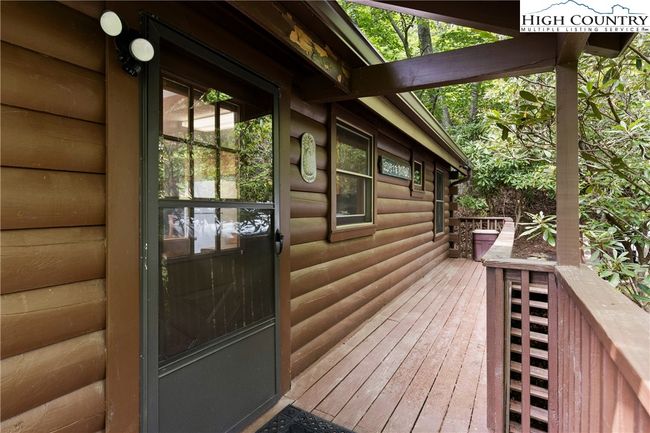 289 Grandview Dr, House other with 3 bedrooms, 2 bathrooms and null parking in Seven Devils NC | Image 5