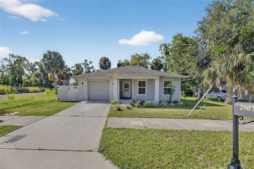 2907 E North Bay St, TAMPA, FL, 33610-7760 | Card Image