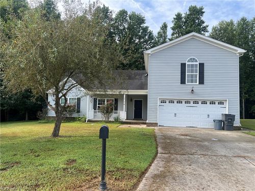 24408 John Henry St, Windsor, VA, 23487-5690 | Card Image