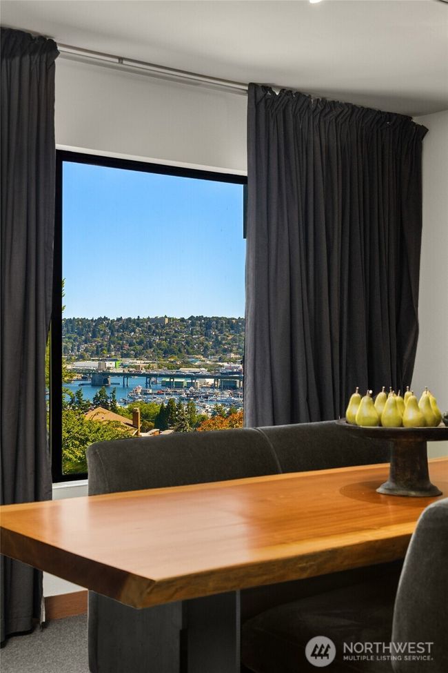 APT-202A - 3650 26 Th Pl W, Condo with 2 bedrooms, 2 bathrooms and 2 parking in Seattle WA | Image 12