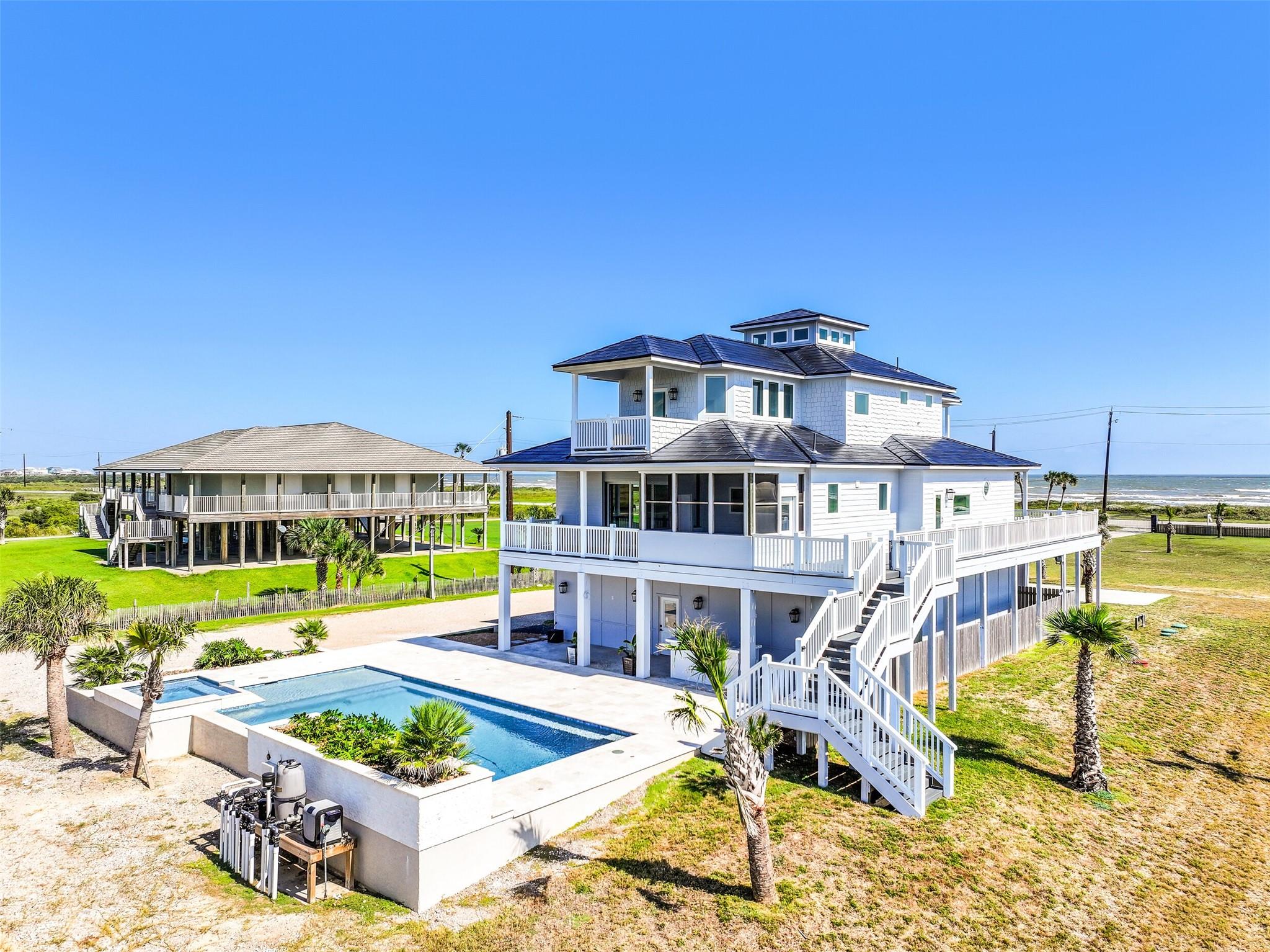 Residential in Freeport