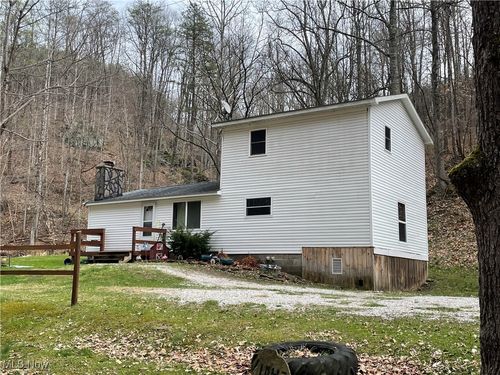 1047 Drift Fork Rd, Elizabeth, WV, 26143-8389 | Card Image