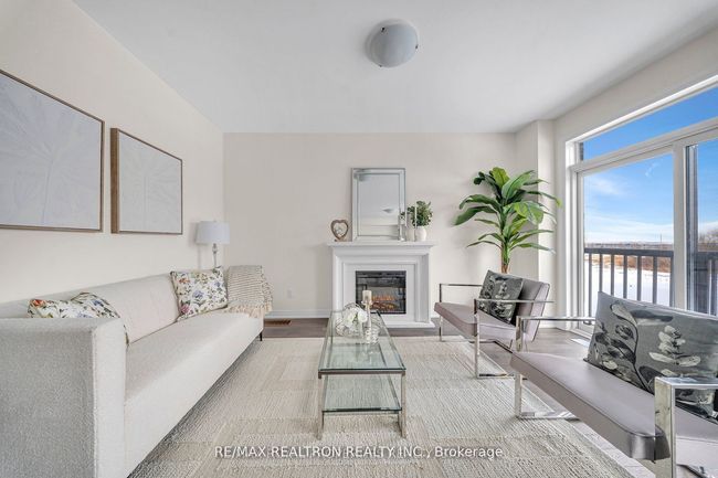 1053 Zircon Manor, House other with 4 bedrooms, 3 bathrooms and 1 parking in Pickering ON | Image 15