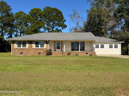 772 Foreman Ln, Belhaven, NC, 27810-9514 | Card Image