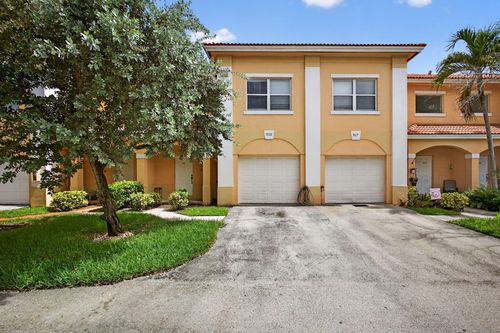 513 Talia Cir, Palm Springs, FL, 33461-6907 | Card Image