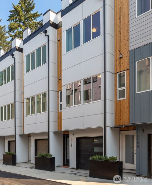 104-12835 Bel Red Rd, Bellevue, WA, 98005 | Card Image