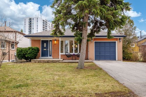 57 Bledlow Manor Dr, Scarborough, ON, M1E1B1 | Card Image