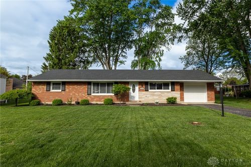 307 N Walnut St, Englewood, OH, 45322-1254 | Card Image
