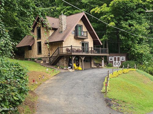 11 Sullivan Rd, Lake George, NY, 12845-4337 | Card Image