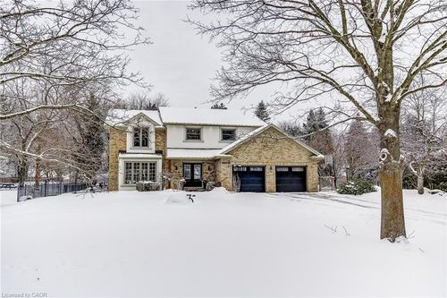 3 Birchwood Crt, Carlisle, ON, L0R1H2 | Card Image