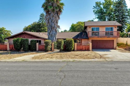 3360 Ridgecrest Dr, Carlsbad, CA, 92008-2029 | Card Image