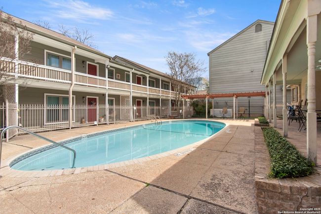 APT-126G - 2300 Nacogdoches Rd, Townhouse with 3 bedrooms, 3 bathrooms and null parking in San Antonio TX | Image 28