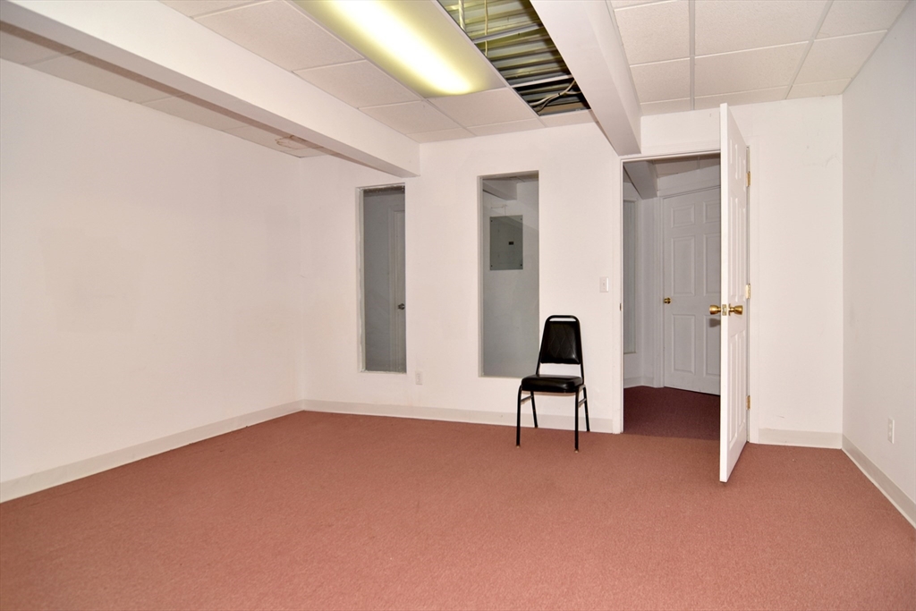 Commercial Lease in Tiverton 2