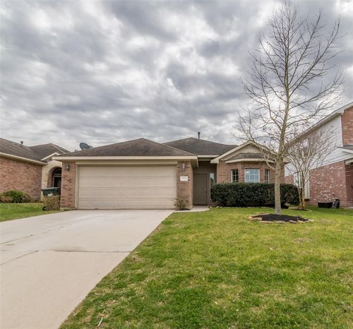 2209 Highland Crossing Dr, Conroe, TX, 77304-6801 | Card Image