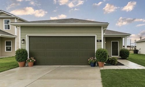 96 Stonehenge Cir, Manchester, TN, 37355-4604 | Card Image