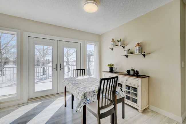 620 Woodside Drive Nw, Home with 4 bedrooms, 3 bathrooms and 4 parking in Airdrie AB | Image 8