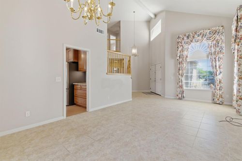 1703 Egret Dr, Tracy, CA, 95376-8320 | Card Image