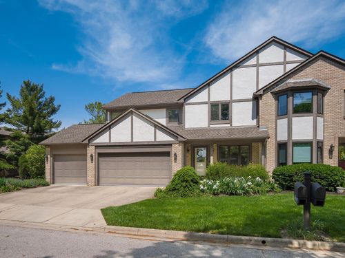 8642 Craigston Ct, Dublin, OH, 43017-9780 | Card Image