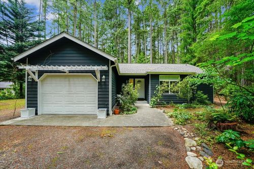 10002 Edgewood Drive, Anderson Island, WA, 98303 | Card Image