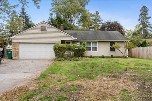 172 Maple Rd, East Aurora, NY, 14052-1452 | Card Image