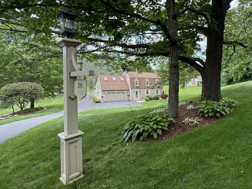 390 Bald Mountain Rd, Bernardston, MA, 01337-9689 | Card Image