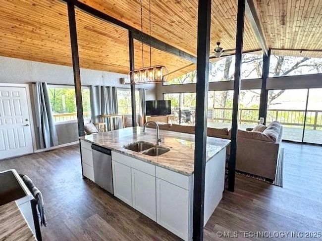 19690 W 892 Rd, House other with 4 bedrooms, 3 bathrooms and null parking in Park Hill OK | Image 4