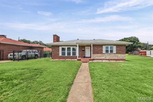 2917 Louisiana Blvd, East Saint Louis, IL, 62205-1449 | Card Image