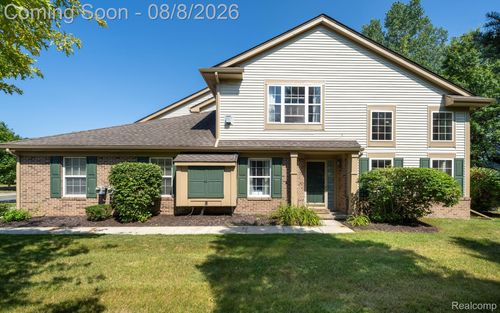 158 S Vista, Auburn Hills, MI, 48326-1447 | Card Image
