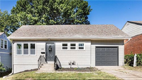 122 S Forest Avenue, Independence, MO, 64050 | Card Image