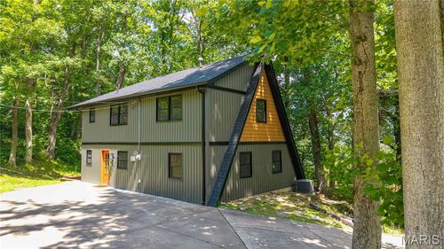 3000 Haertling Ln, Cape Girardeau, MO, 63701-8937 | Card Image