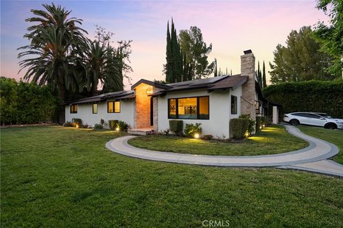 6013 Lubao Ave, Woodland Hills, CA, 91364-3510 | Card Image